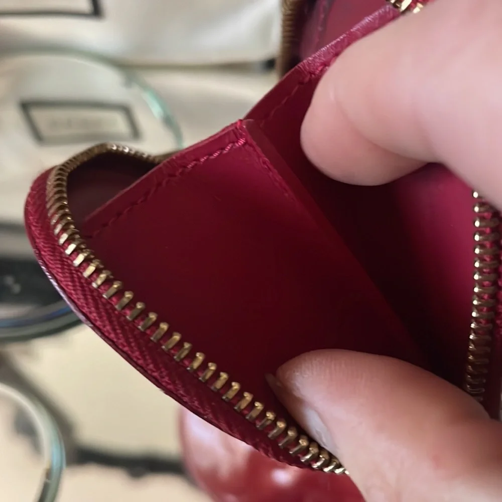 - Louis Vuitton Vernis Heart ♥️ Wallet - Picture 6 of 9